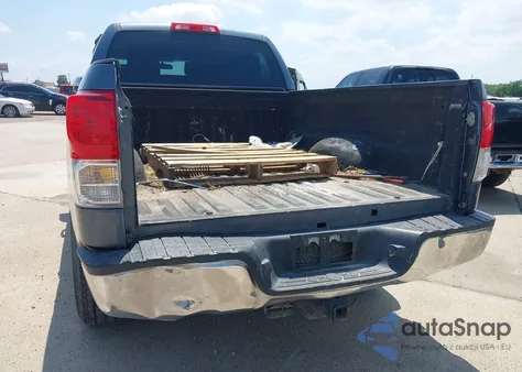 2010 Toyota Tundra Grade 4.6L V8 из США, поврежденный, VIN 5TFRM5F18AX007912